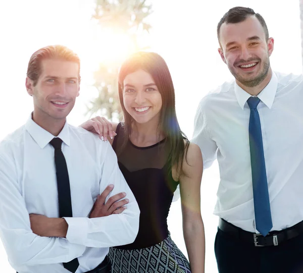 Close-up de uma equipe de negócios feliz de pessoas . — Fotografia de Stock