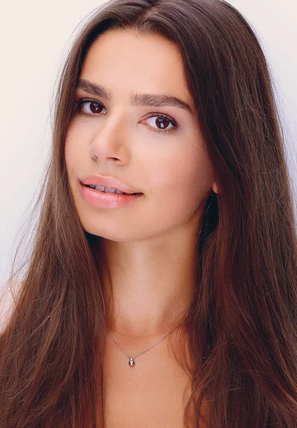 Closeup. tvář krásné mladé ženy — Stock fotografie