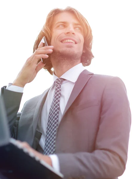 Primo piano. Uomo d'affari di successo che parla al telefono — Foto Stock