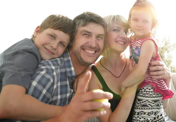 Família passar tempo juntos em casa. — Fotografia de Stock