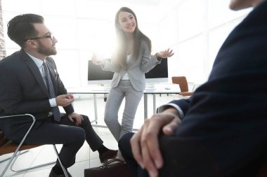 bir mola sırasında iş takımının bulanık görüntü.