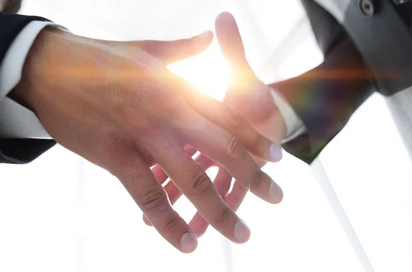 Two  business men going to make handshake — Stock Photo, Image