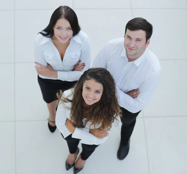 Equipe de negócios bem sucedida olhando para cima — Fotografia de Stock