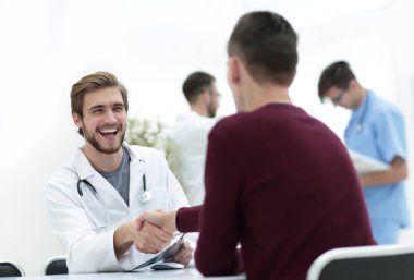 Doktor ve hasta arasındaki karşılıklı