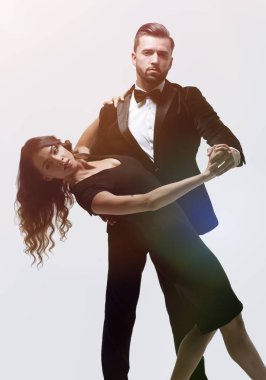 Tutkulu çekici rahat çift dans.