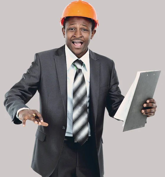 Retrato de feliz sorridente homem de negócios no capacete — Fotografia de Stock