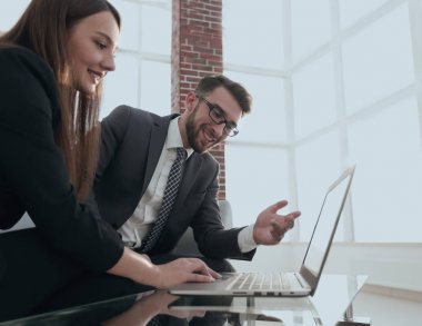 Boardroom konuşan iş stratejisi