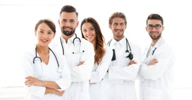 Doktorlar stajyerler başarılı bir grup portresi.