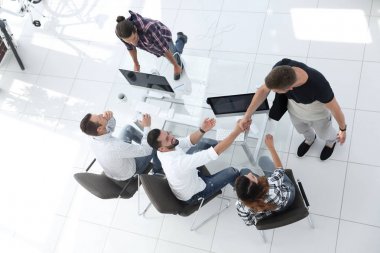 top.handshake personel Masası'nı göster