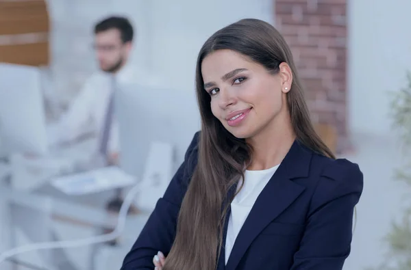 Mujer Gerente en el lugar de trabajo —  Fotos de Stock