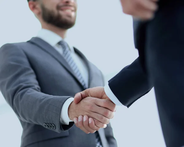 Businessmen making handshake - business etiquette, congratulatio — Stock Photo, Image