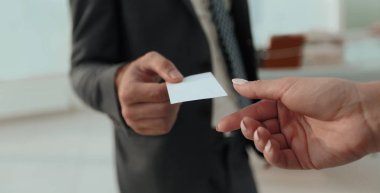 Kartvizit alışverişi iki uymak yakın çekim