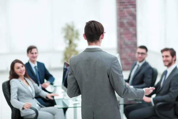 Conferencia de negocios en la oficina moderna, seminario. — Foto de Stock