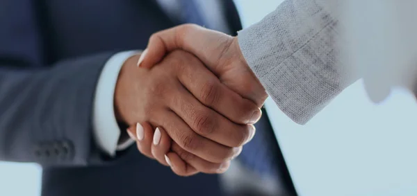 Business people shaking hands isolated on white background — Stock Photo, Image