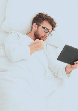 arka plan görüntüsü. Dijital tablet ile modern insan