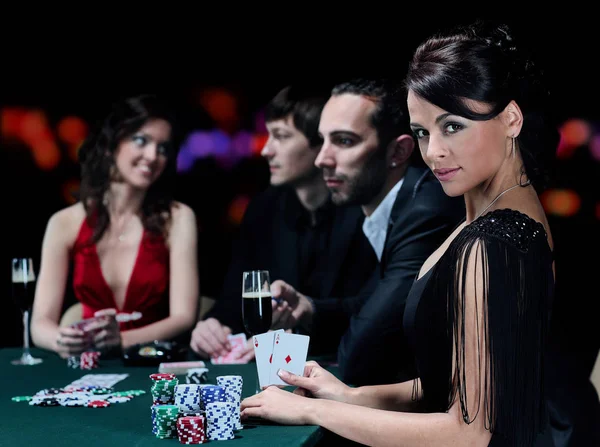 Young people have a good time in casino — Stock Photo, Image