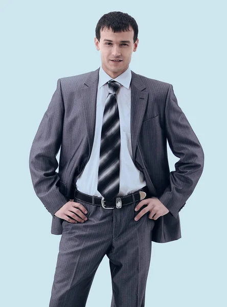 Uomo d'affari in piedi con le mani in tasca . — Foto Stock