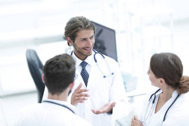 Doktor konuşma grup