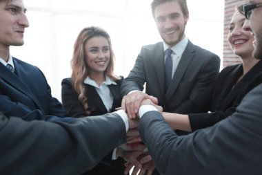 closeup.Business ekibi ile birlikte sıktı elleri