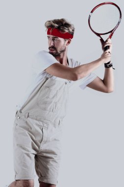 Eylem raket ile erkek tenisçi.