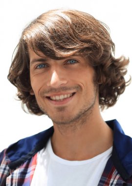 portre. şık bir ekose gömlekli adam. yakın çekim.