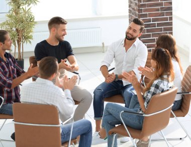 gençlerin yaratıcı ekibi.