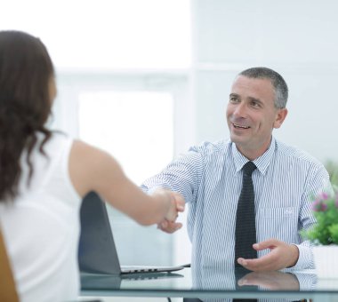 closeup.Handshake Yöneticisi ve istemci