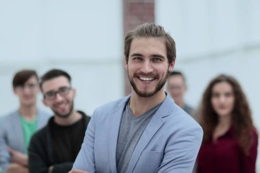 Takımının arka planında başarılı bir tasarımcı