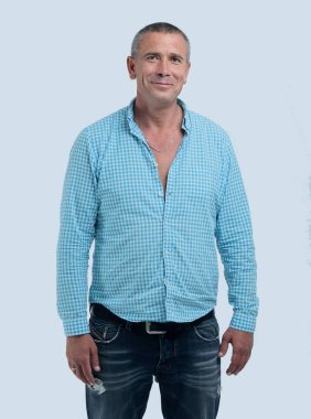 Kendine güvenen erkek portre portre