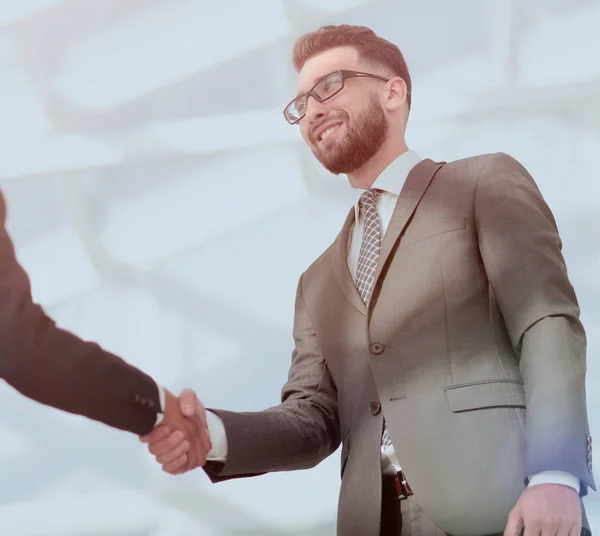 Business handshake e uomini d'affari. — Foto Stock