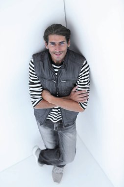 top.modern gülümseyen adam göster