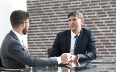 Mutlu iş ortakları belgeleriyle çalışma