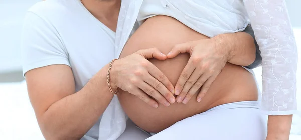 Close-up .gelukkig zwanger paar. — Stockfoto