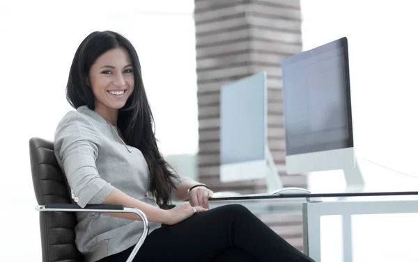 Modern üzleti nő az irodában. — Stock Fotó