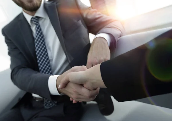 Handshake de negócios, parabéns ou conceito de parceria . — Fotografia de Stock