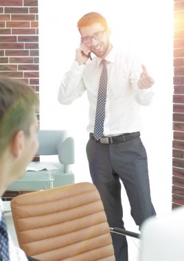 belgili tanımlık hareket eden iletişim iş adamı