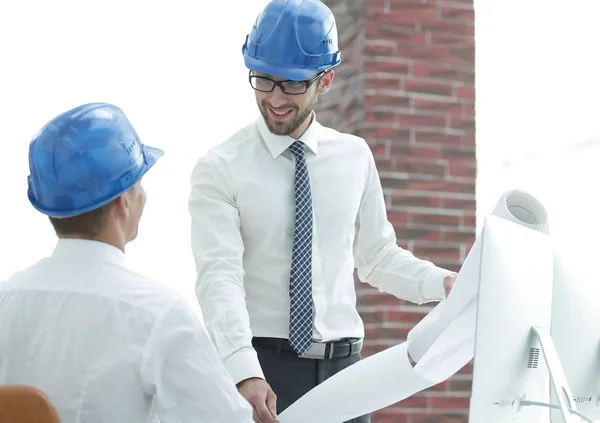 Architect and construction foreman to discuss a new project — Stock Photo, Image