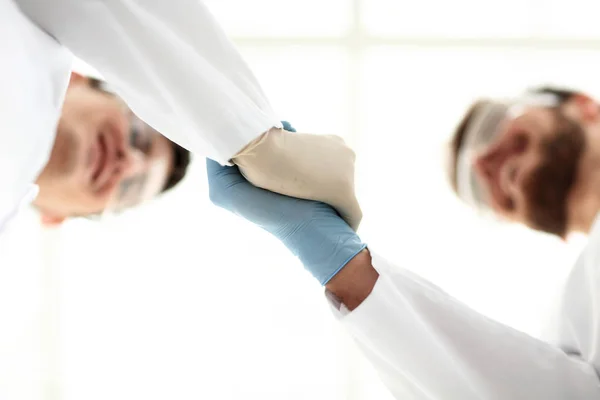 Two scientist Shake hands after test completed — Stock Photo, Image