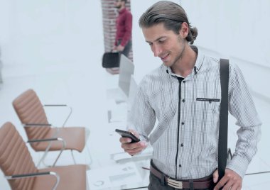 ofiste duran genç yaş