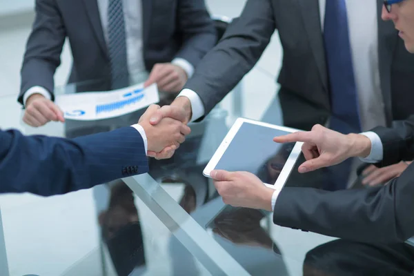 Business men making handshake. Business concept. — Stock Photo, Image