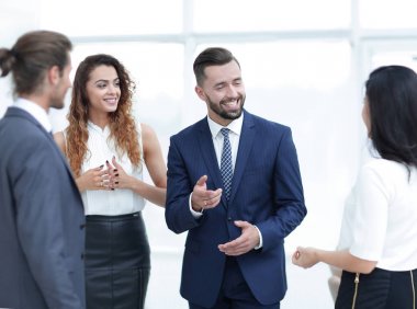 iş adamları ayakta Office iddia