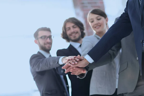 Equipe de negócios criativa. O conceito de trabalho em equipe — Fotografia de Stock