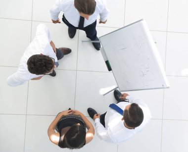 En baştan görüntüleyin. bir iş takım discussin, arka plan görüntüsü