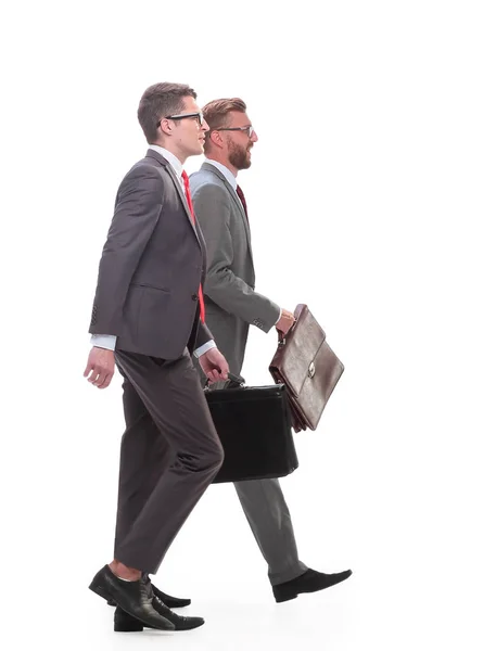 Vista lateral. dos hombres de negocios juntos avanzando — Foto de Stock