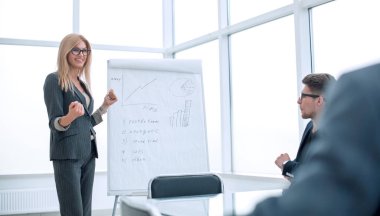 Ofisteki iş sunumunun arkaplan resmi.