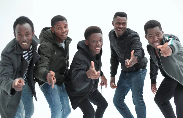 Fünf glückliche Kerle, die auf dich zeigen. isoliert auf weiß — Stockfoto