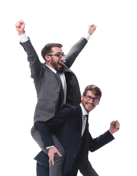 Hombre de negocios sonriente sentado en la espalda de su colega — Foto de Stock