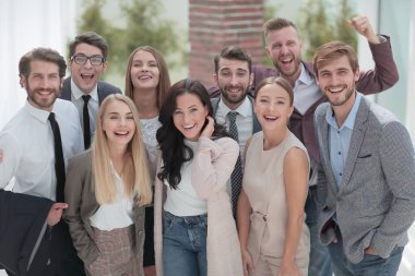 yakın kapatın. profesyonel kurumsal çalışanların bir grup.