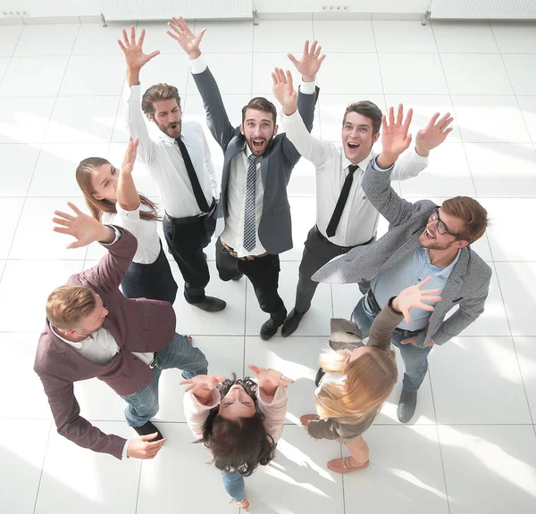 Bovenaanzicht. corporate business team tonen hun eenheid — Stockfoto