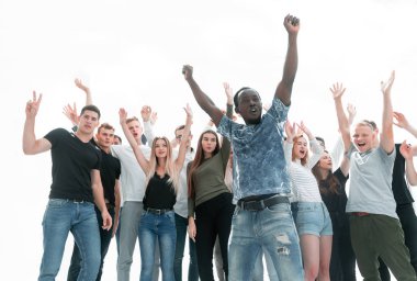 Birçok farklı genç insan başarılarını sergiliyor..